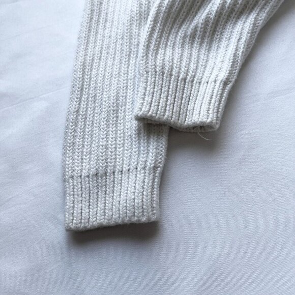 ARITZIA BABATON WHITE V-NECK SWEATER - XS - Picture 8 of 11